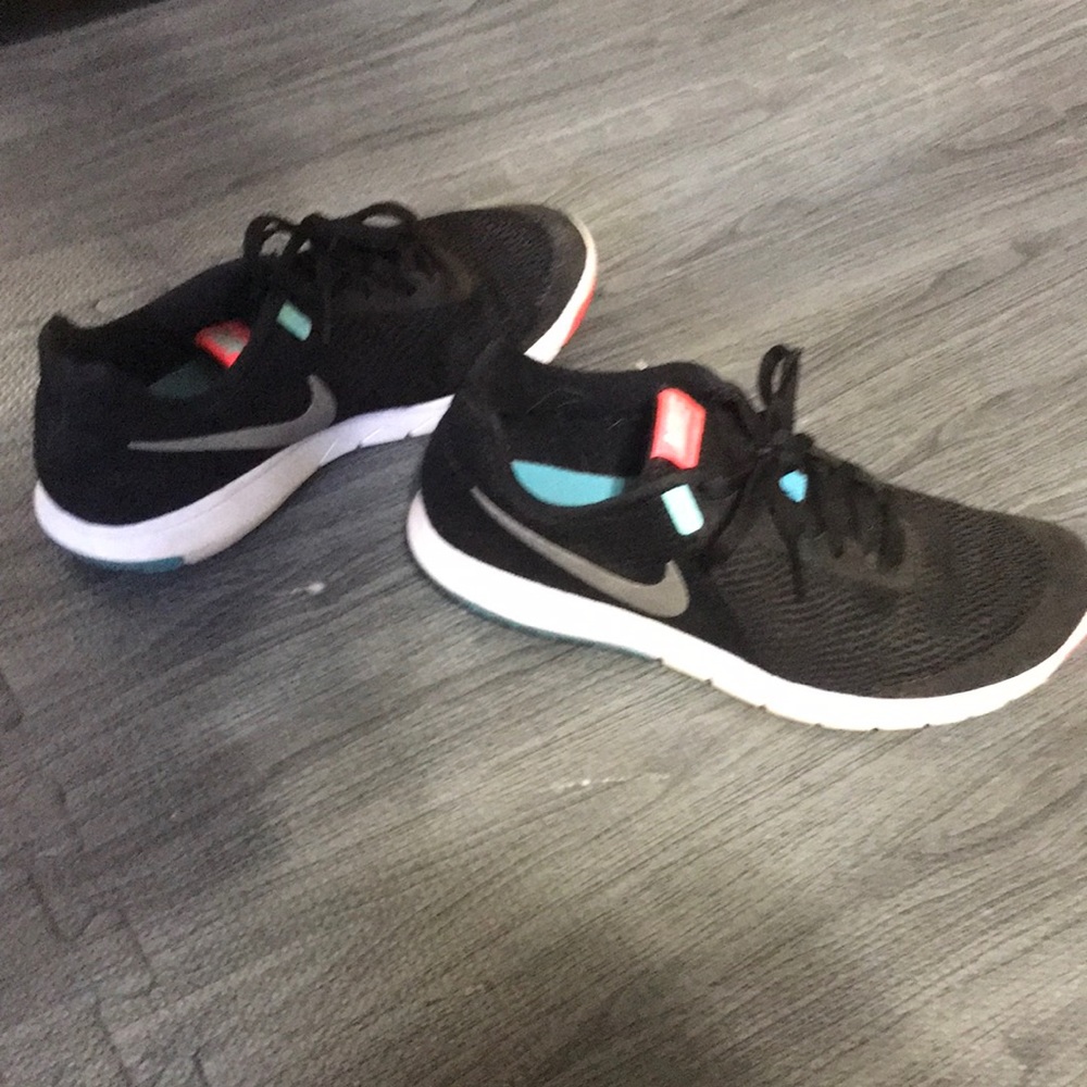 Nike Flex Experience RN6